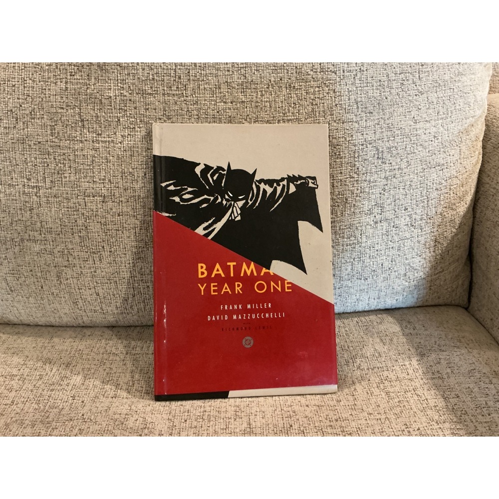 Batman‎ Year One  Edition Hardcover Frank Miller David Mazzucchelli DC Comic